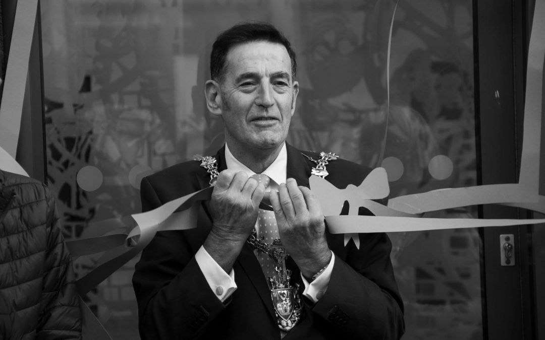 Snipping the ribbon!